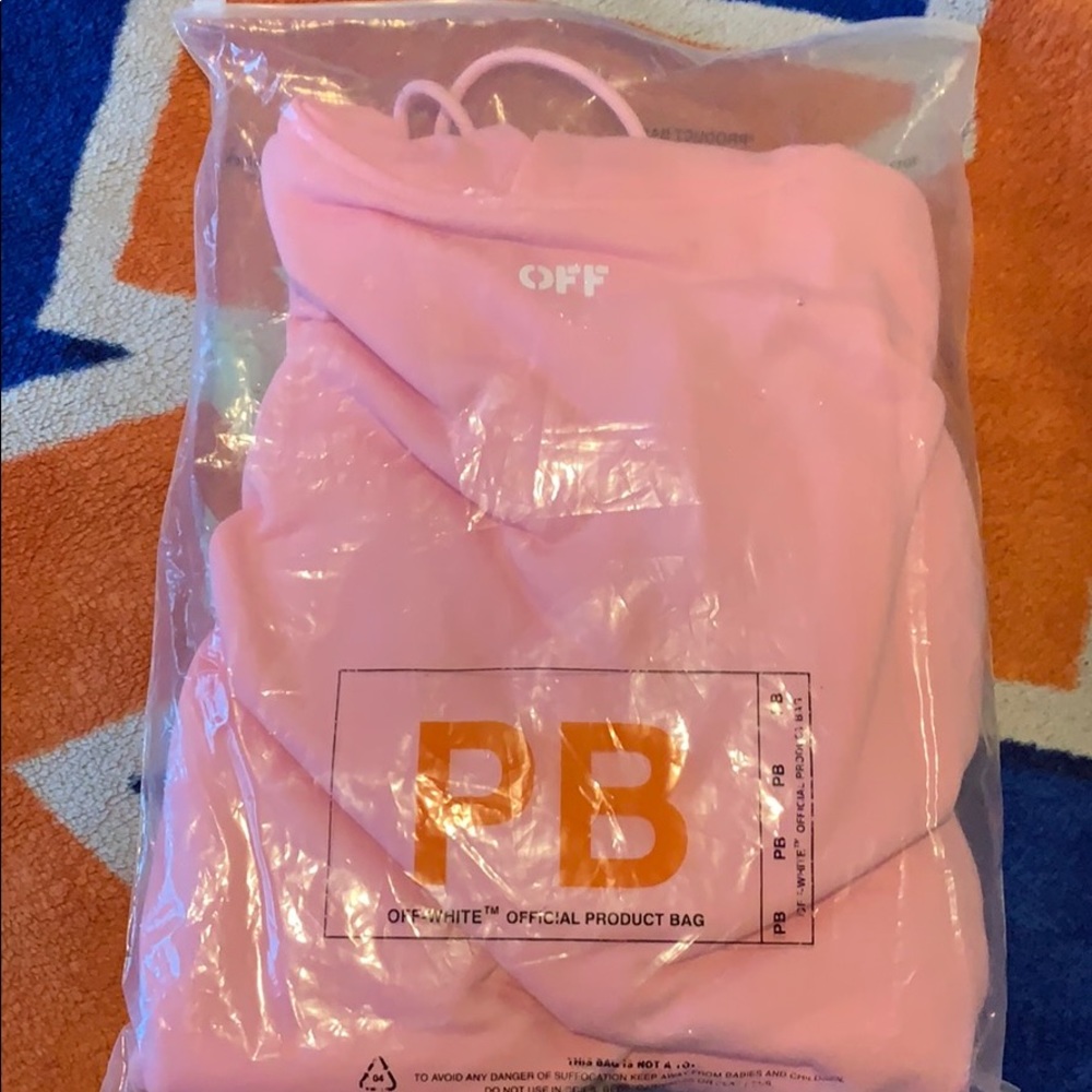 Off white hoodie 100% authentic never worn